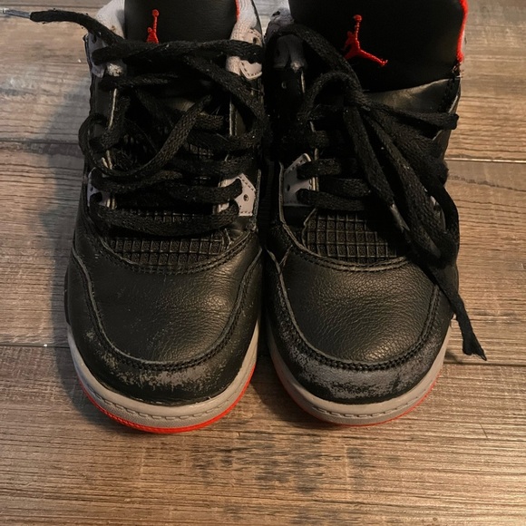 Jordan Kids' Sneakers in Black and Red - Picture 7 of 9